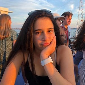 Meet your Posher, Sydney